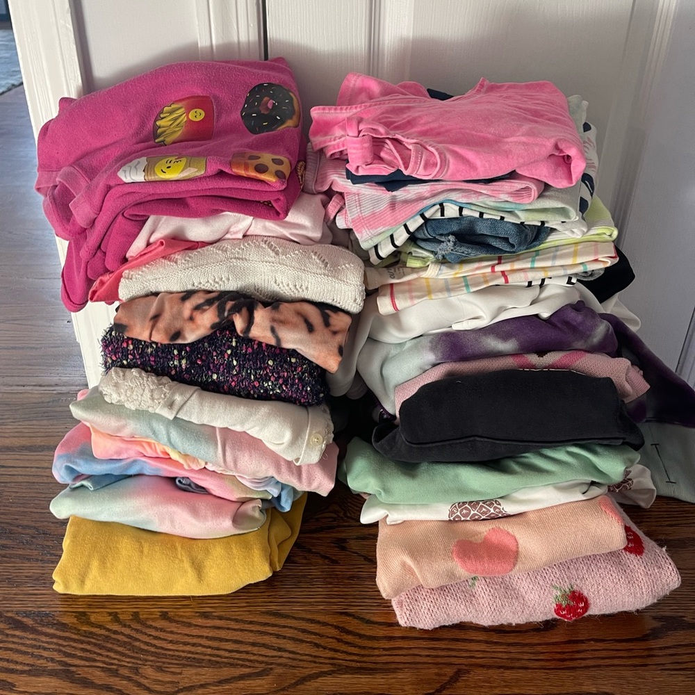 Girls bundle. Over 31 items. Sizes 8-11. Most items size 8.